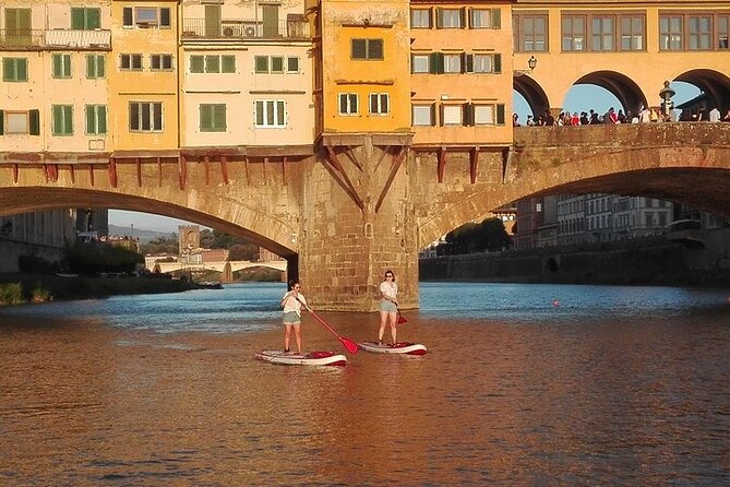 One-oar Surfing on the Arno River from Florence - The Guide: Passionate and Knowledgeable