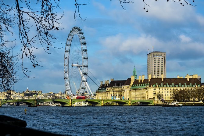 One Way or Round Trip Private Transfer from London to Southampton Cruise Port - Key Points