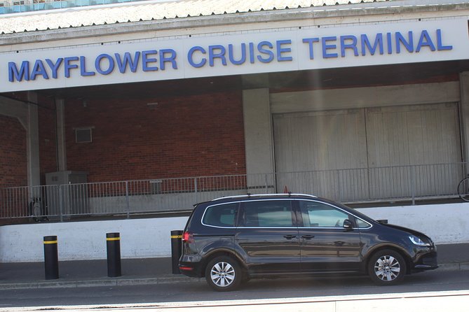 One Way or Round Trip Private Transfer from London to Southampton Cruise Port - Included and Not Included in the Price