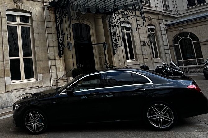 One-way private transfer from Paris Airports - Flexibility and Booking Convenience