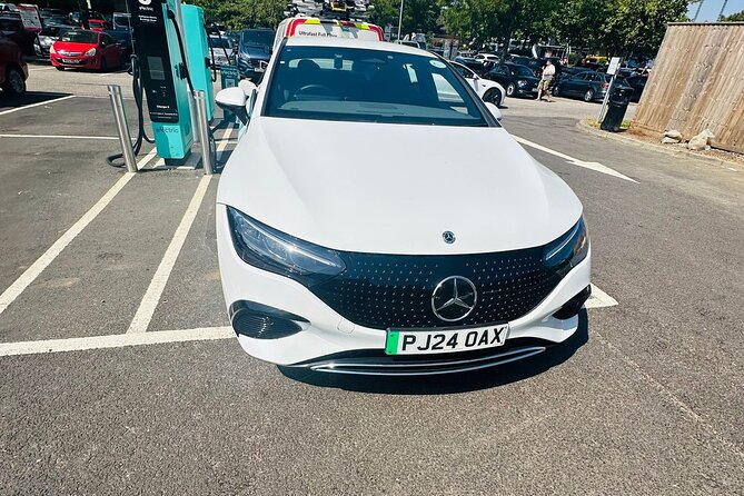 One Way Taxi Transfer from London Luton Airport to London City - Pickup Logistics at London Luton Airport