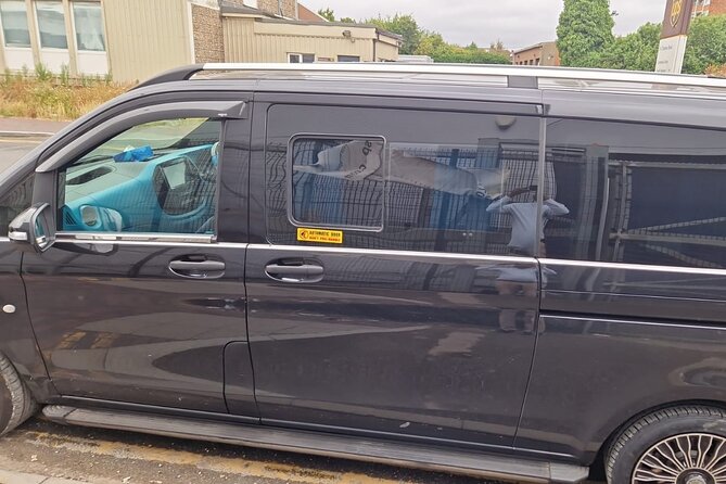 One Way Taxi Transfer from London Luton Airport to London City - Comparing This Transfer Service to Other Options