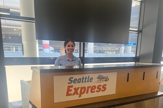 One-Way Transfer: SeaTac Airport to Seattle Piers 66 & 91 - Easy, Cost-Effective Transfer from SeaTac Airport to Seattle Cruise Piers
