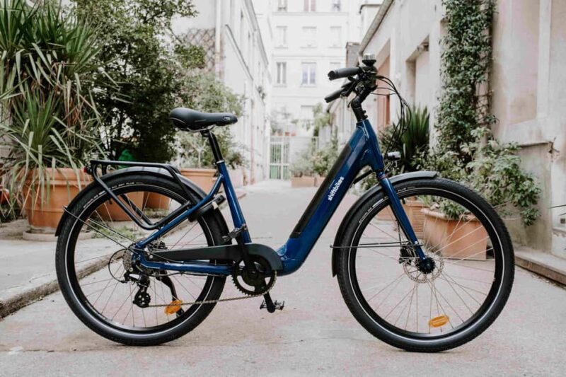 Onebike: Electric Bike Rental in the in the heart the Paris - A Tour Led by Passionate Parisians with Insider Tips