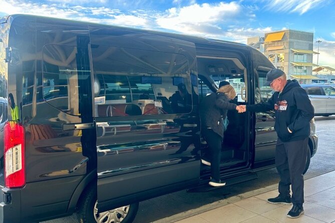 Oneway Transfer from Port Canaveral to Orlando Intl Airport - Smooth and Private Transport from Port Canaveral to Orlando Airport for $100