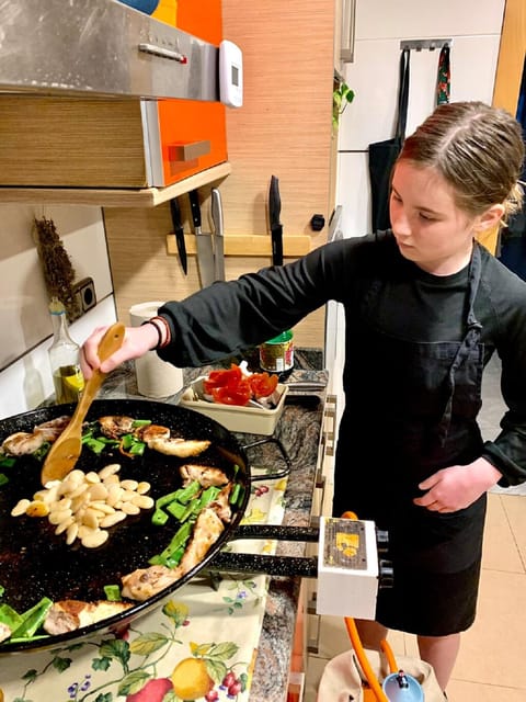 OnlyForYou, Paella Session at a Michelin-trained Chefs Home - Practical Details and Booking Flexibility