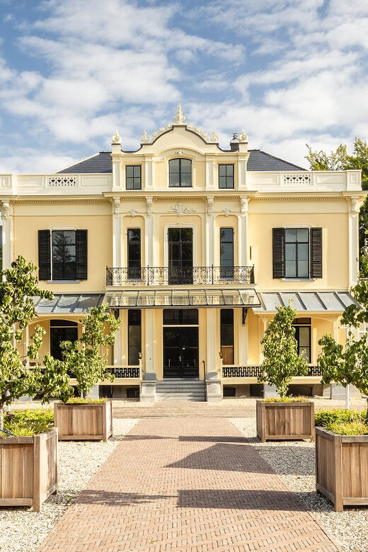 Oosterbeek: Airborne Museum Hartenstein Entry Ticket - Key Points
