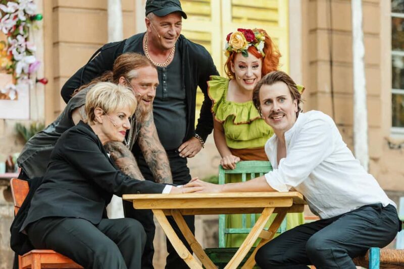 Open Air Musical: Ticket for the musical "Santa Maria" at Schloss Übigau - The Experience of Kaisers Music in the Open Air