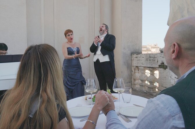 Open Air Opera Concert with Terrace aperitivo over Navona square - Aperitif and Snacks: What to Expect