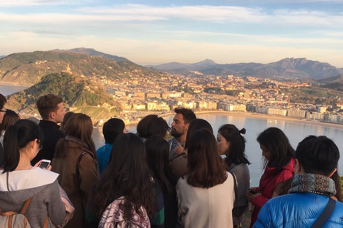 Open Food & Wine tours in San Sebastian - Sampling a Variety of Pintxos in the Heart of the Old Town