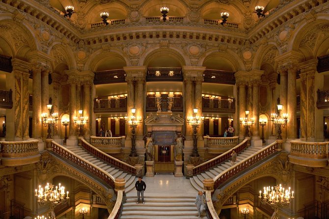 Opera Garnier with private guide - The Guide’s Approach and Language Skills