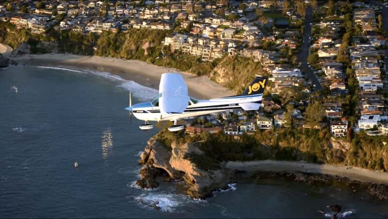 Orange County: Coastal Air Tour from John Wayne Airport - The Experience: Knowledgeable Pilot and Calm Atmosphere