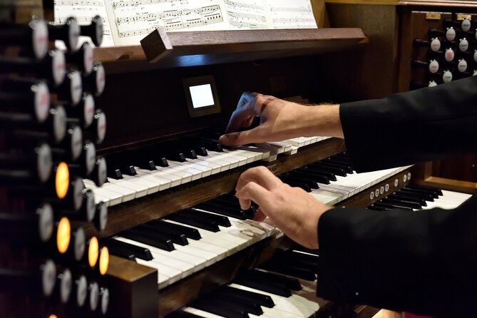 Organ Concert in the St. Stephen's Basilica - The Setting: St. Stephen’s Basilica in Budapest