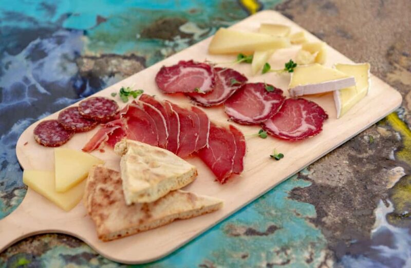 Organic Wine, Local Food Tasting & Vineyard Walk near Assisi - What to Bring and Weather Considerations