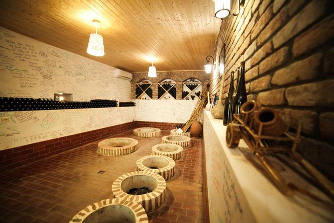 Organic wines of Mtskheta - private tour with lunch and wine tastings - Wine Tasting at Chateau Mukhrani’s Vineyards