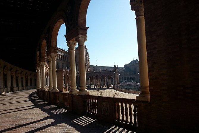 Orientation Tour - Logistics: Flexible Meeting Point and Tour Structure