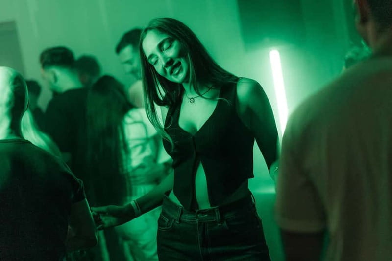 Original Hamburg Pub Crawl Sex & Crime St. Pauli Tour - Discover Hamburg’s Nightlife with the Original Pub Crawl in St. Pauli