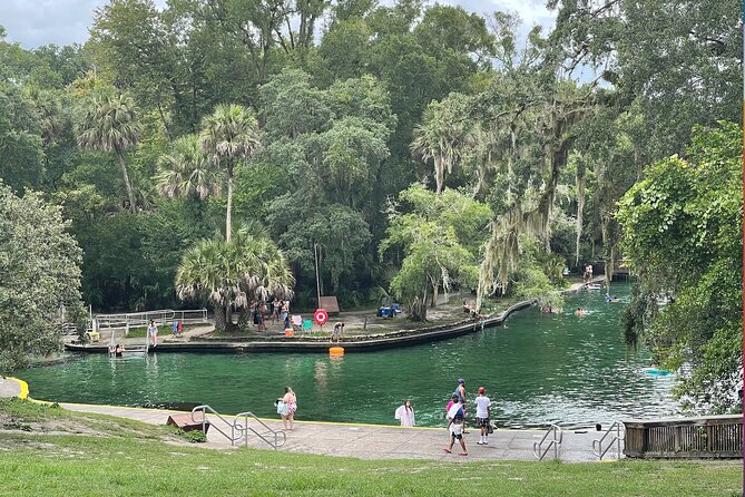 Orlando Private City Sightseeing Tour with Pickup - Shopping and Downtown Orlando: Orlando International Premium Outlets & Lake Eola