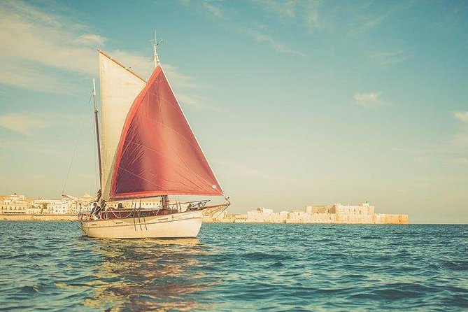 Ortigia and Plemmirio on a sailing boat - Exploring the Plemmirio Marine Protected Area