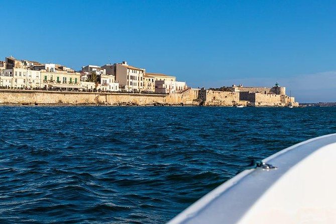 Ortigia and Plemmirio on a sailing boat - The Experience of the Skipper and Crew
