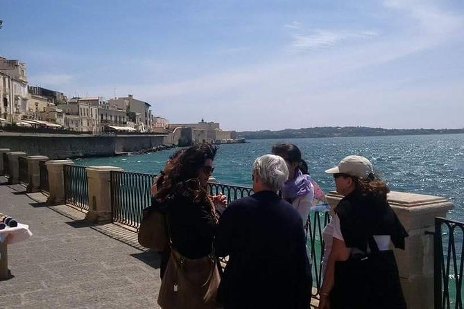 Ortigia city Tour - Discovering the Ancient Temple of Apollo