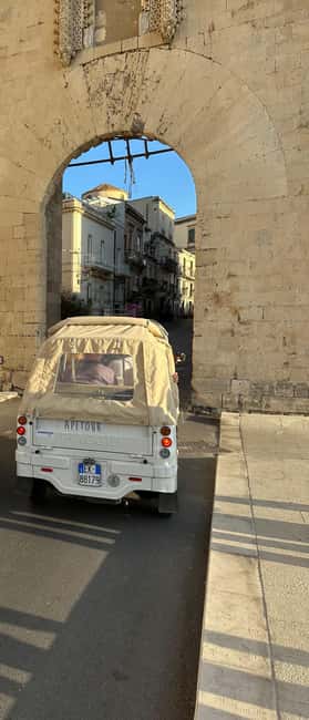ORTIGIA tour by tuk tuk - ape calessino 1 hour - Discover Ortigia in Style with the Ape Calessino Tour
