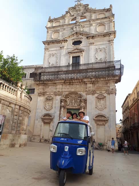 Ortigia: Tuk-tuk tour, historic alleys, mythology, and views - The Experience of a Private, Multilingual Tuk-tuk Tour
