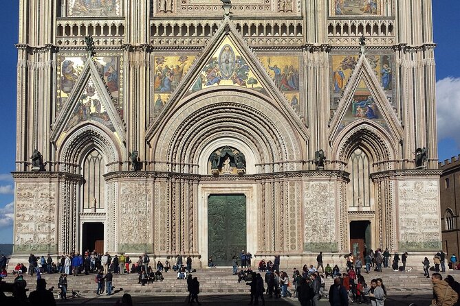 Orvieto and Civita di Bagnoregio: Private Full Day Trip from Rome - Highly Praised Aspects: Guides, Views, and Service