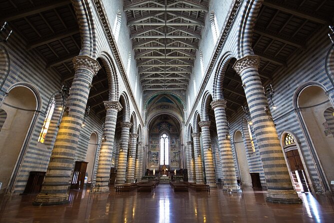 Orvieto Private Full Day Guided Tour from Rome with Lunch - Climbing to the Albornoz Fortress for Panoramic Views
