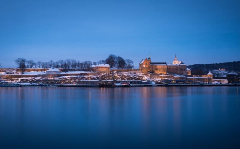 Oslo: 2-hour Christmas Private Walking Tour - Visiting Aker Brygge and Oslo Harbour Views
