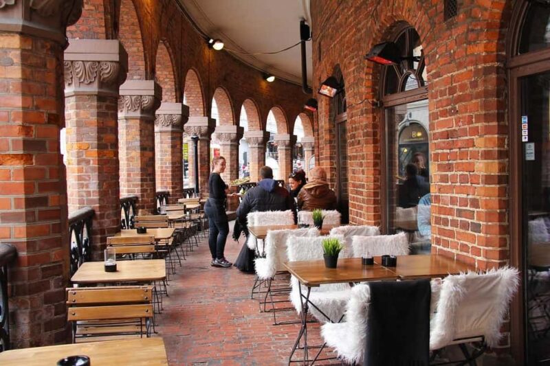 Oslo: Christmas Tour with Traditional Lunch or Dinner - Discover the Charm of Oslo’s Christmas Festivities with a Guided Tour and Traditional Meal