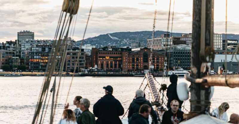 Oslo: Fjord Evening Cruise with Shrimp Buffet - Discover the Charm of Oslo’s Fjord Evening Cruise with Shrimp Buffet