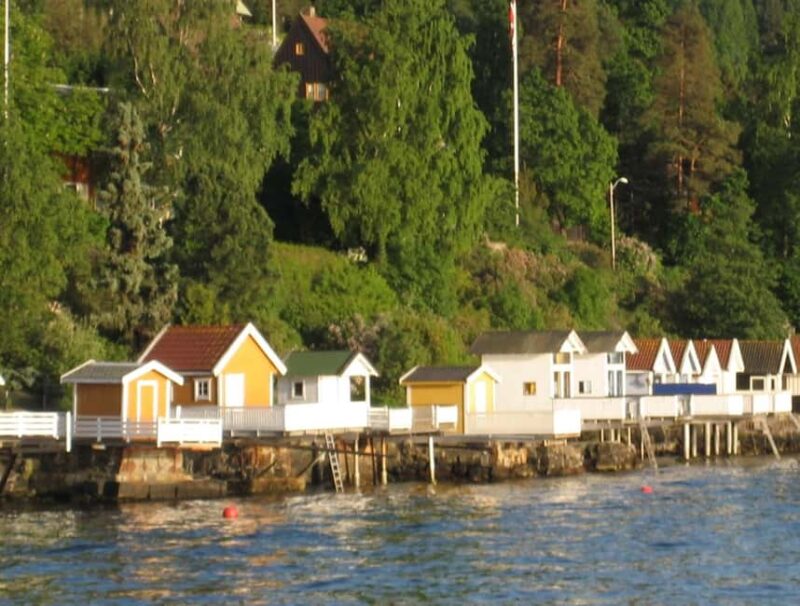 Oslo: Fjord Mini Cruise by Wooden Sailing Ship - Relaxing Atmosphere with Food and Drinks