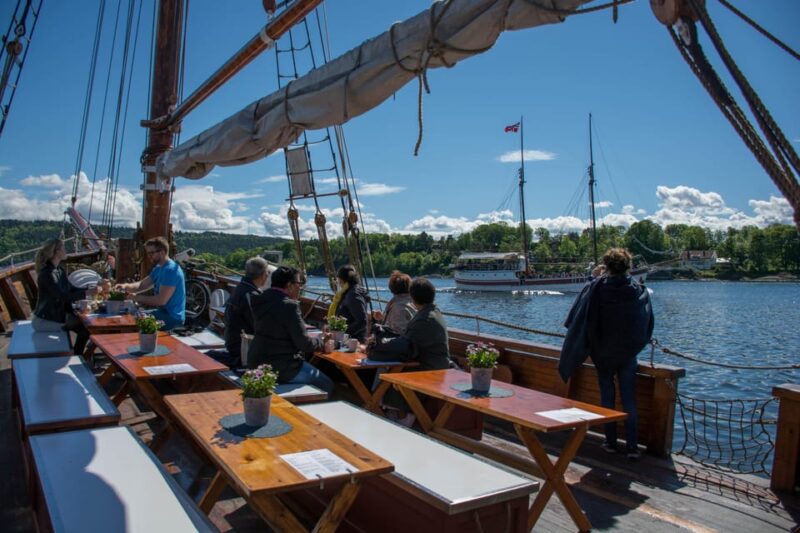 Oslo: Fjord Mini Cruise by Wooden Sailing Ship - Suitable for Short Visits and Family Outings