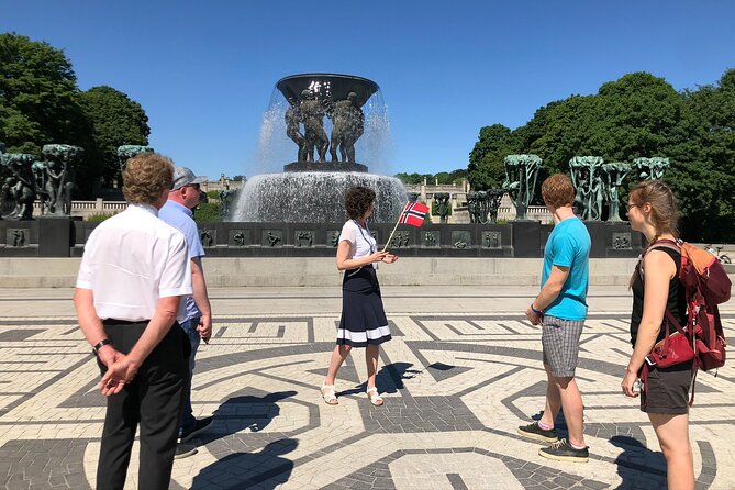 Oslo Panorama Tour with Holmenkollen Ski Jump and Vigeland Park - The Guides Role: Knowledge, Humor, and Engagement