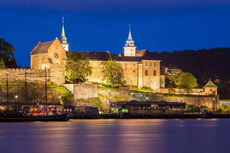 Oslo: Private City Center Highlights Guided Walking Tour - Key Points