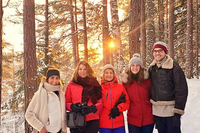 Oslo: Scenic Forest Hike with Dog & Local Guide - Logistics: Meeting Point, Transport, and Group Size