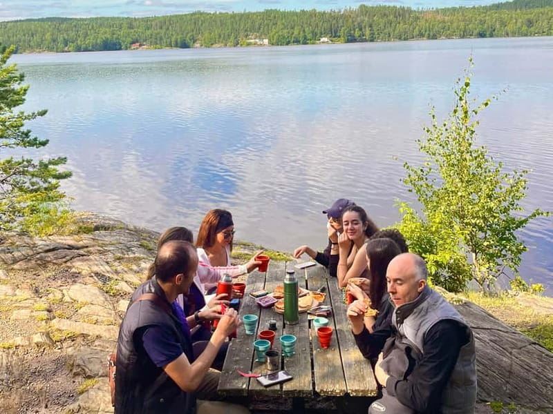 Oslo: Winter Wonderland Forest Hike and Campfire with a Dog - Who Will Enjoy This Tour Most