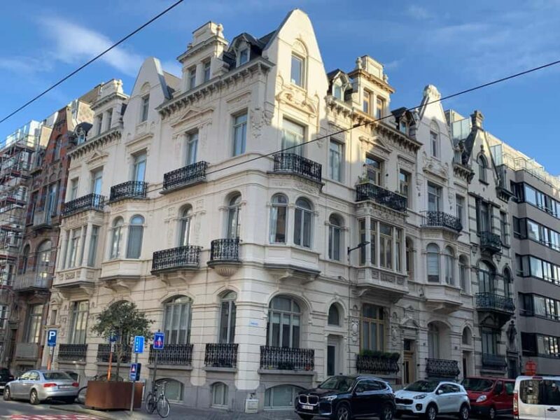 Ostend:Private tour by local certified guide in city center - Comparing This Tour to Similar Experiences in Ostend