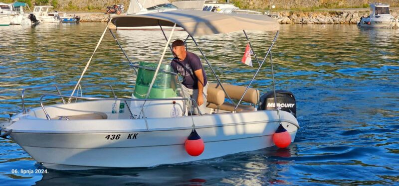 Otok Krk: Boat rentals in Pinezii - PRIMUS 17 60hp - Rent a Primus 17ft Boat in Pinezii for an Unforgettable Day