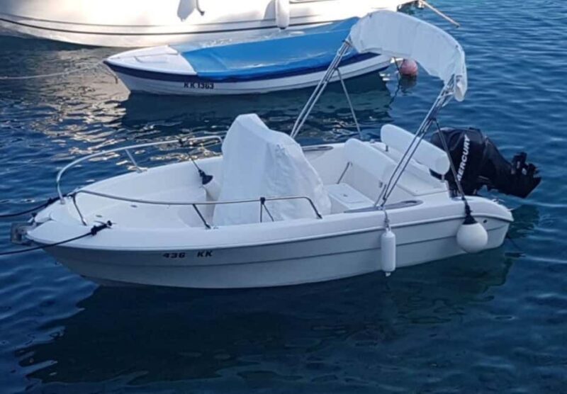 Otok Krk: Boat rentals in Pinezii - PRIMUS 17 60hp - The Option of Hiring a Skipper for Guidance