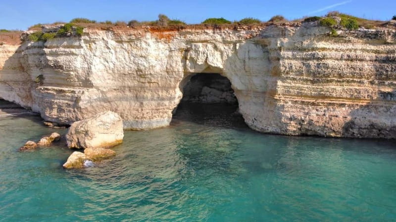 Otranto: Boat Tour, possibility of bath swimming aperitif - Key Points