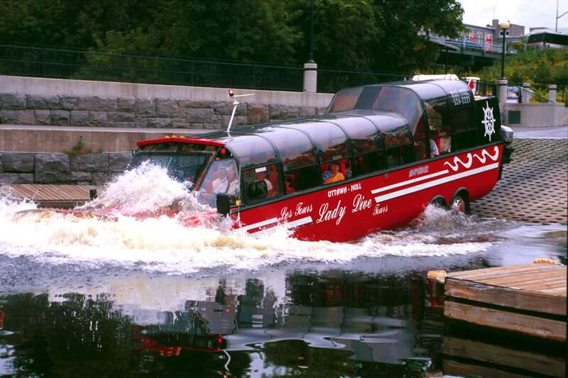 Ottawa: Bilingual Guided City Tour by Amphibious Bus - Water Views and Ottawa River Sights