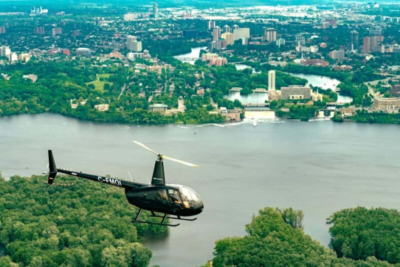 Ottawa Helicopter Tour: Fall Colors in Gatineau Park - Witness Ottawas Fall Colors from a Private Helicopter