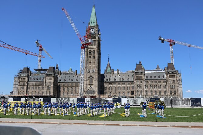 Ottawa Private Tour with Guide from Montreal - Exploring the Rideau Canal and Its Historic Significance