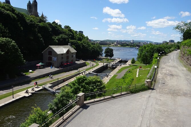 Ottawa Self Guided Walking Tour And Scavenger Hunt - Flag Recognition: Canada’s 14 Flags