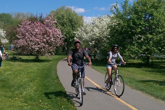 Ottawa Spring Tulip Festival Bike Tour - The Role of the Guide and Tour Experience
