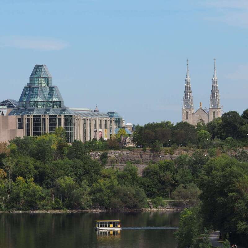 Ottawa: Walking Tour in the Heart of the Capital - The Guide: Taf’s Expertise and Passion