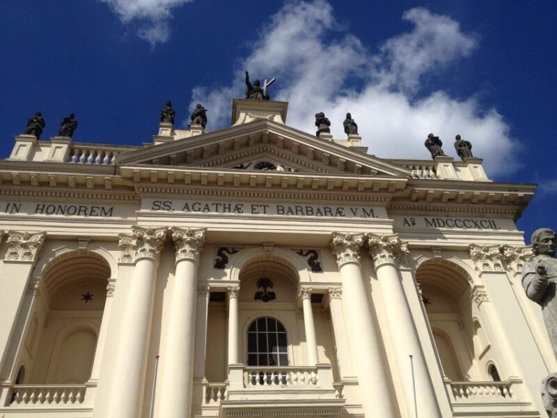 Oudenbosch: Tour at Basilica of the Holy Agatha and Barbara - Climbing to the Top: The Staircase Experience