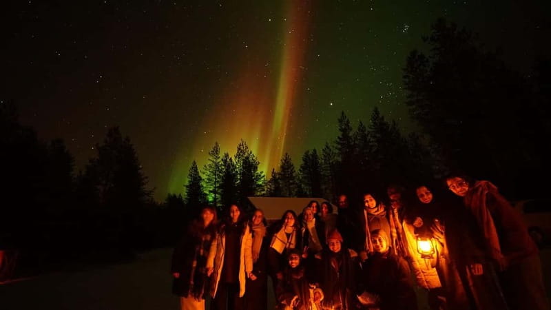 Oulu: Starguaranteed Northern Lights Mobile Chase - Dining, Snacks, and Comfort
